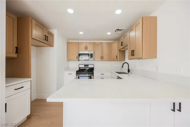 MLS: 2775840 Condo For Sale