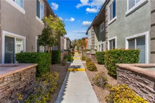 Photo #1: 2775852 Listing 