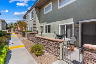 Photo #2: 2775852 Listing 