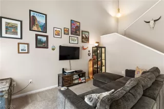 Photo #5: 2775852 Listing 