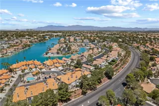 Photo #3: 2775896 Listing