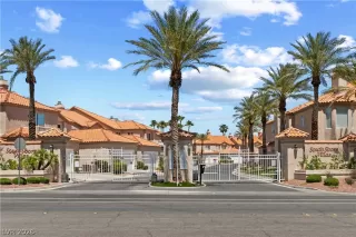 Photo #5: 2775896 Listing
