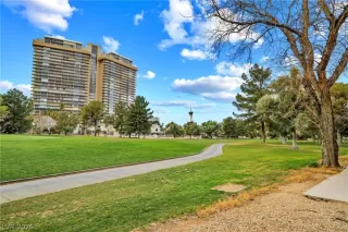 Photo #5: 2775898 Listing 