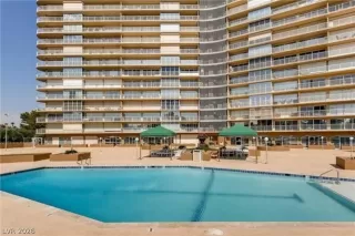 Photo #6: 2775898 Listing 