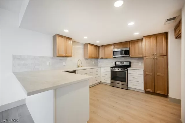 MLS: 2775902 Condo For Sale