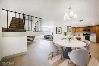 Photo #5: 2775902 Listing 