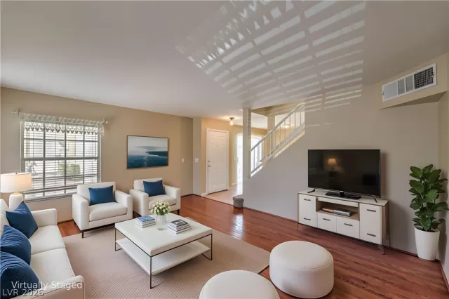 MLS: 2775913 Condo For Sale