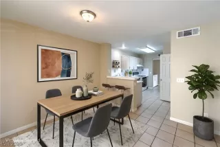 Photo #2: 2775913 Listing 