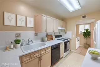 Photo #4: 2775913 Listing 