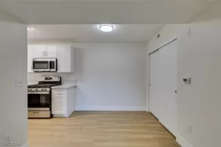 Photo #5: 2775930 Listing 