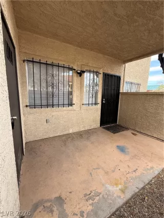 Photo #1: 2775981 Listing 