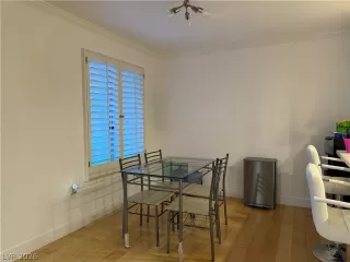 Photo #5: 2775988 Listing 