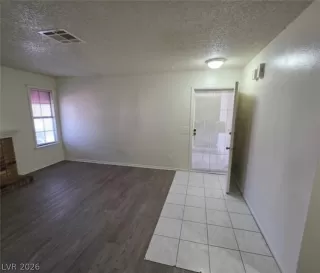 Photo #3: 2776048 Listing 