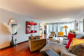 Photo #1: 2776077 Listing 