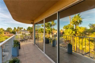 Photo #4: 2776077 Listing 