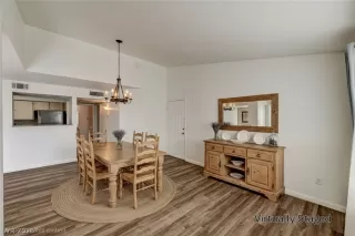 Photo #4: 2776078 Listing 