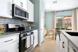 Photo #5: 2776102 Listing 