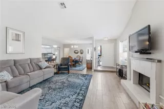 Photo #4: 2776107 Listing 