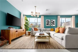 Photo #3: 2776108 Listing 