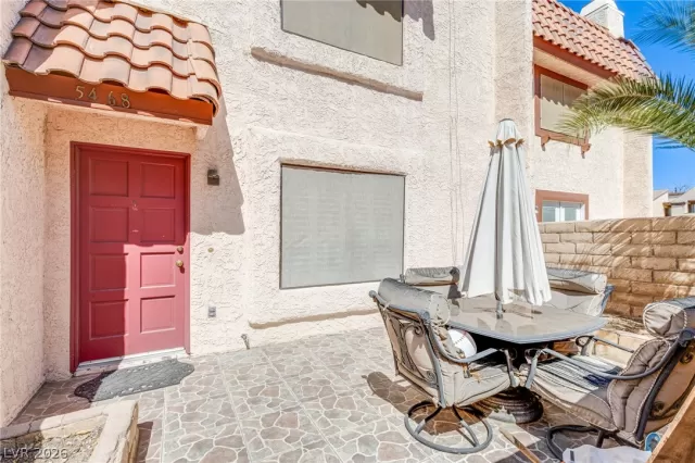 MLS: 2776115 Condo For Sale