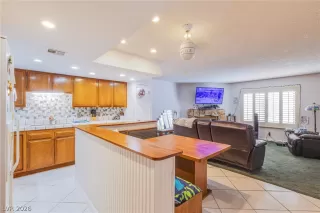 Photo #6: 2776115 Listing 