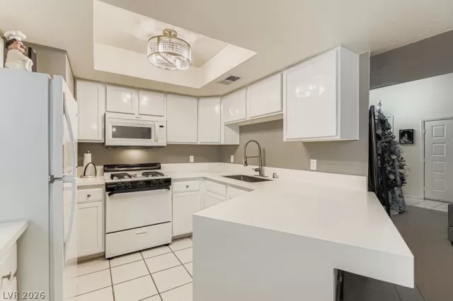 MLS: 2776118 Condo For Sale