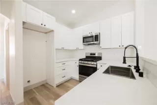 Photo #4: 2776155 Listing 