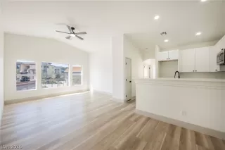 Photo #5: 2776155 Listing 