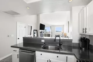 Photo #3: 2776252 Listing 