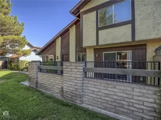 Photo #1: 2776264 Listing 