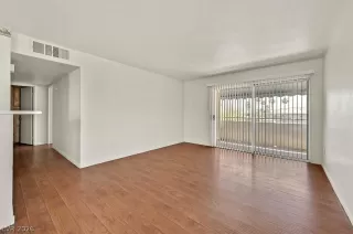 Photo #1: 2776369 Listing 