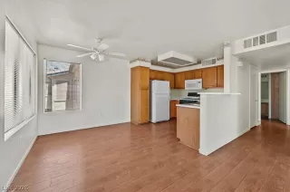 Photo #4: 2776369 Listing 