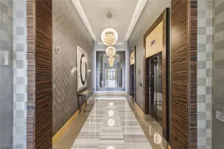 Photo #1: 2776372 Listing 