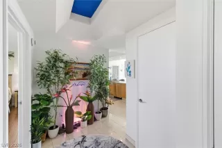 Photo #3: 2776372 Listing 