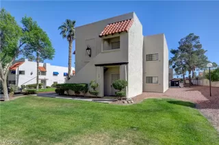 Photo #3: 2776421 Listing 