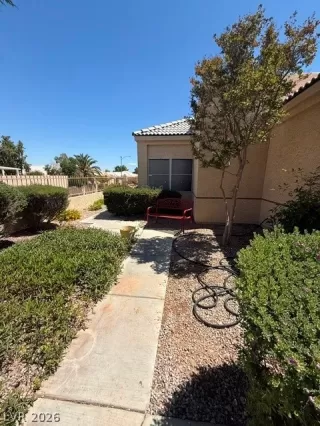 Photo #4: 2776431 Listing 