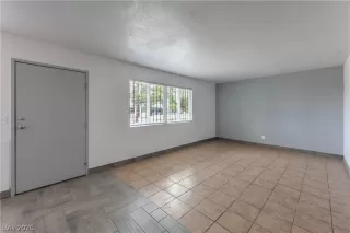 Photo #4: 2776434 Listing 