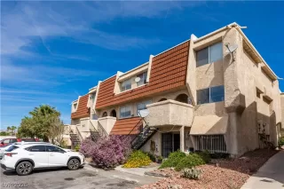 Photo #2: 2776436 Listing 