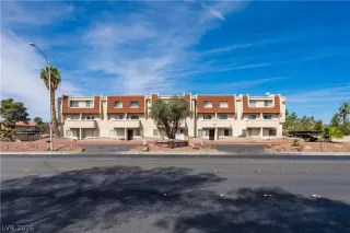 Photo #3: 2776436 Listing 