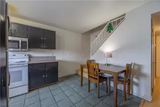 Photo #4: 2776436 Listing 