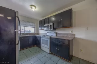 Photo #5: 2776436 Listing 