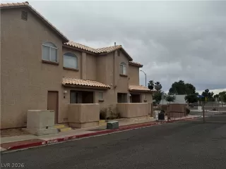 Photo #3: 2776442 Listing 