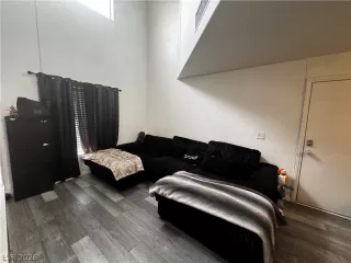 Photo #5: 2776442 Listing 