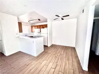 Photo #4: 2776483 Listing 