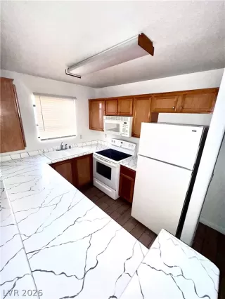 Photo #6: 2776483 Listing 