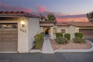 Photo #5: 2776532 Listing 