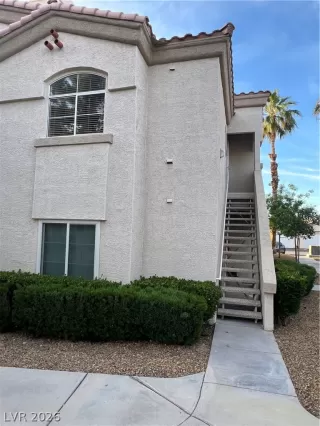 Photo #4: 2776537 Listing 