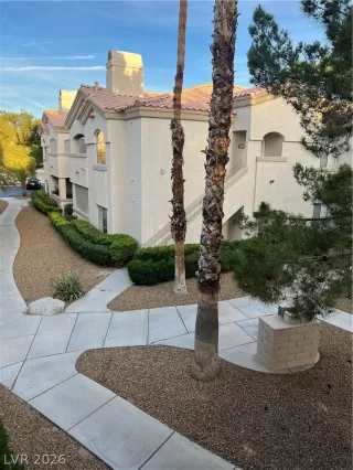 Photo #6: 2776537 Listing 