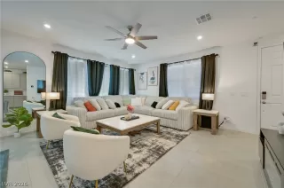 Photo #3: 2776554 Listing 