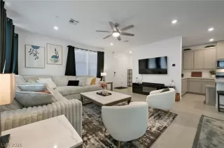 Photo #4: 2776554 Listing 